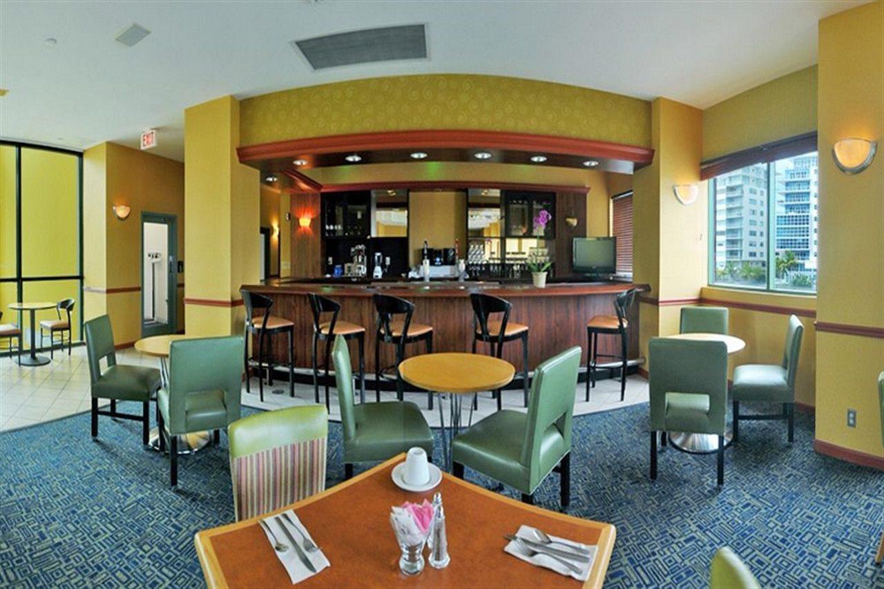 Hotel The Casablanca On The Ocean West Tower Miami Beach Exteriér fotografie