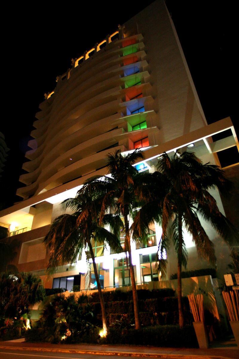 Hotel The Casablanca On The Ocean West Tower Miami Beach Exteriér fotografie