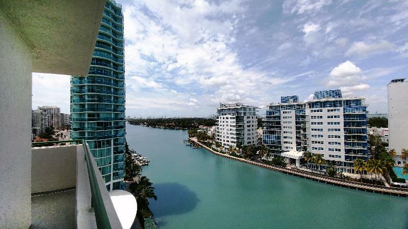 Hotel The Casablanca On The Ocean West Tower Miami Beach Exteriér fotografie