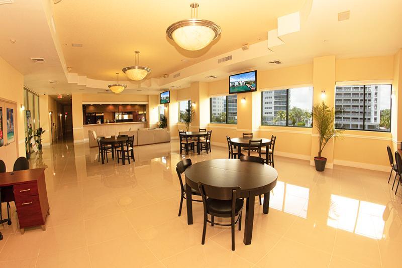 Hotel The Casablanca On The Ocean West Tower Miami Beach Exteriér fotografie