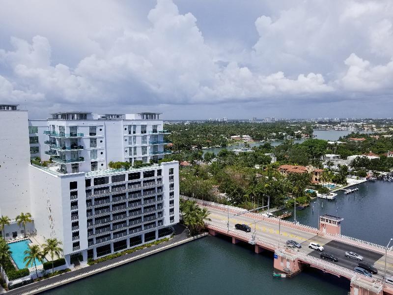 Hotel The Casablanca On The Ocean West Tower Miami Beach Exteriér fotografie