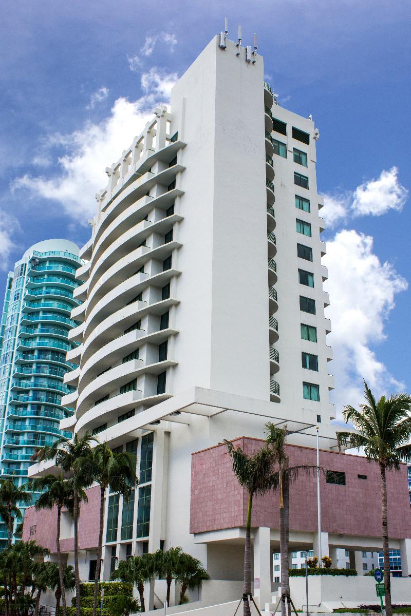 Hotel The Casablanca On The Ocean West Tower Miami Beach Exteriér fotografie