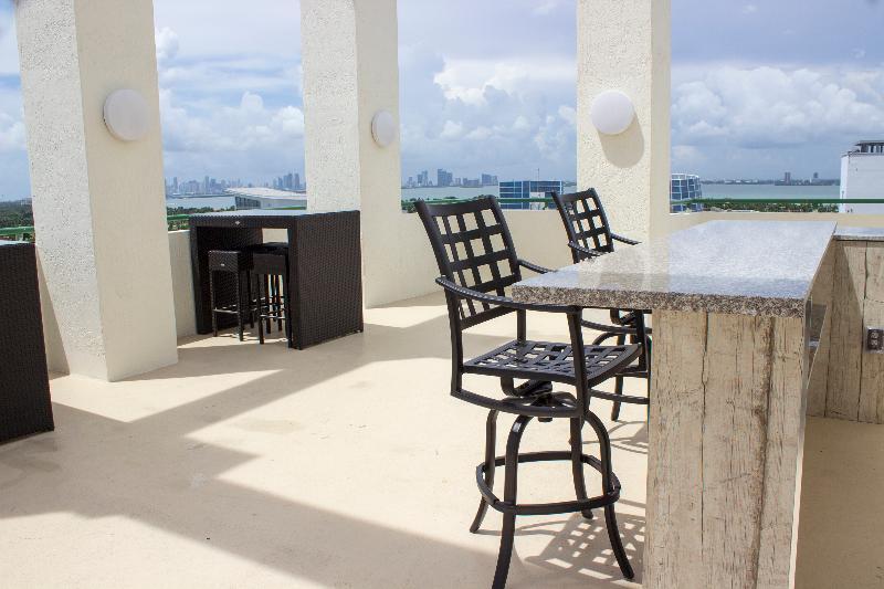 Hotel The Casablanca On The Ocean West Tower Miami Beach Exteriér fotografie