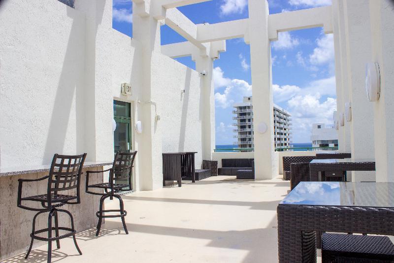 Hotel The Casablanca On The Ocean West Tower Miami Beach Exteriér fotografie