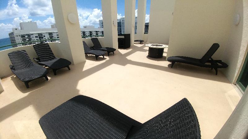 Hotel The Casablanca On The Ocean West Tower Miami Beach Exteriér fotografie