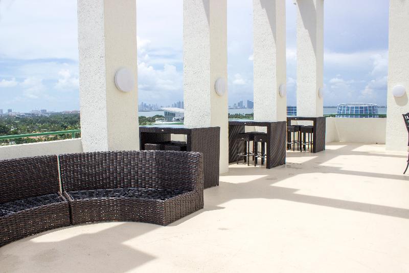 Hotel The Casablanca On The Ocean West Tower Miami Beach Exteriér fotografie